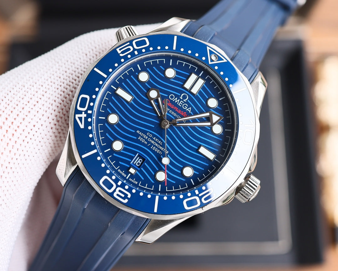 Blue Steel - Blue Rubber - Automatic - 42mm